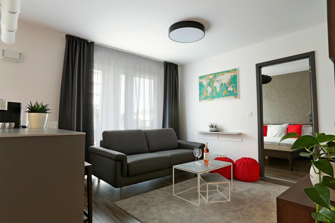 Modern Apartment Near The City Centre Urban Bratislava Exterior photo